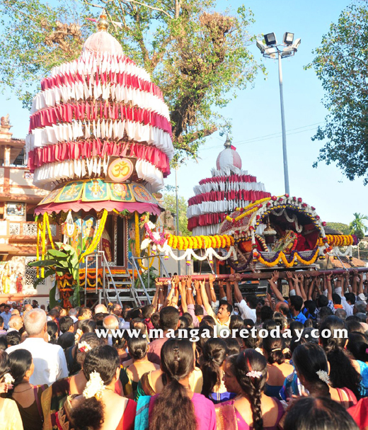 Car Festival celebrated at Kudtheri Mahamaya Temple